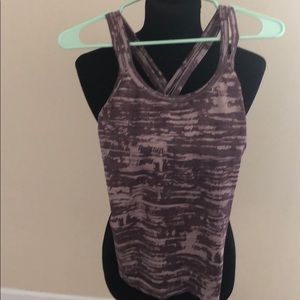 Athleta workout top, size small
